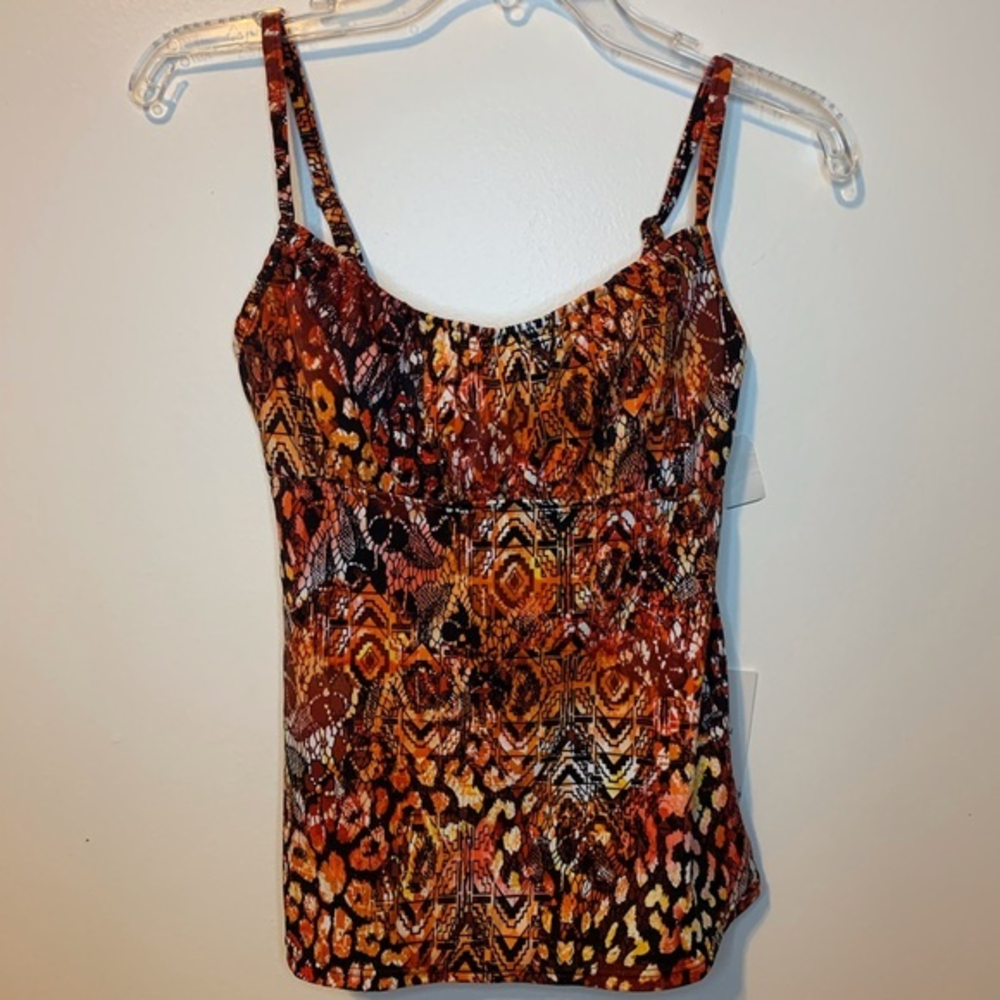 NWT Caribbean Joe swim top w/ built‎ in underwire